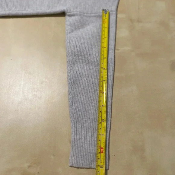 Aritzia babaton Cream/grey Turtleneck Sweater top - Picture 8 of 8
